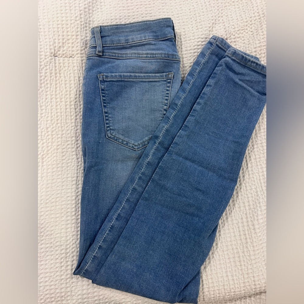 Forever 21 Blue Jeans Size 27